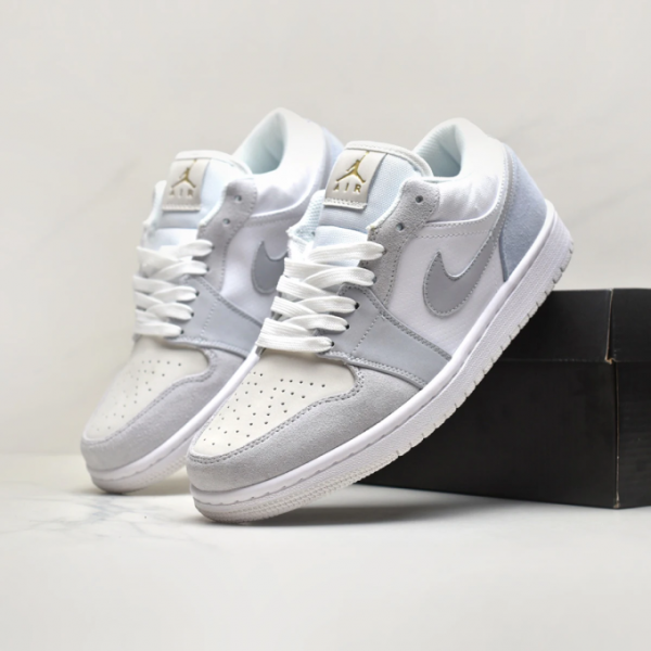 Air Jordan 1 Low Sky Grey Paris Tunisie